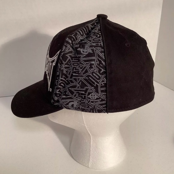 Tapout Mens Black Fitted Hat S/M  Fence MMA Spell Out Tek Flex - Picture 3 of 7